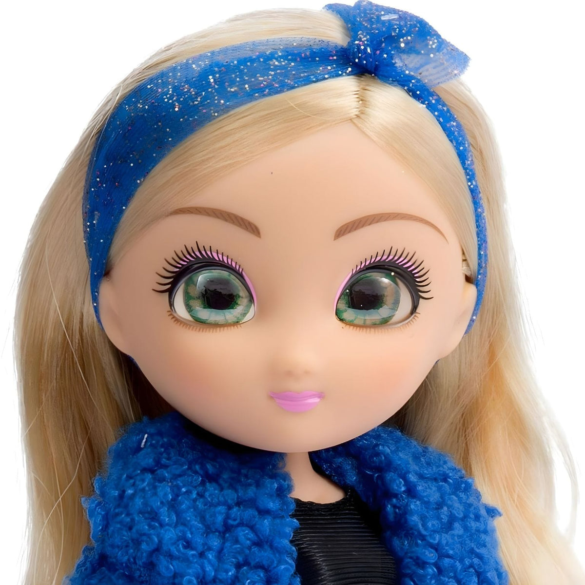 Boneca Unique Eyes Amy com cabelo loiro comprido e botas