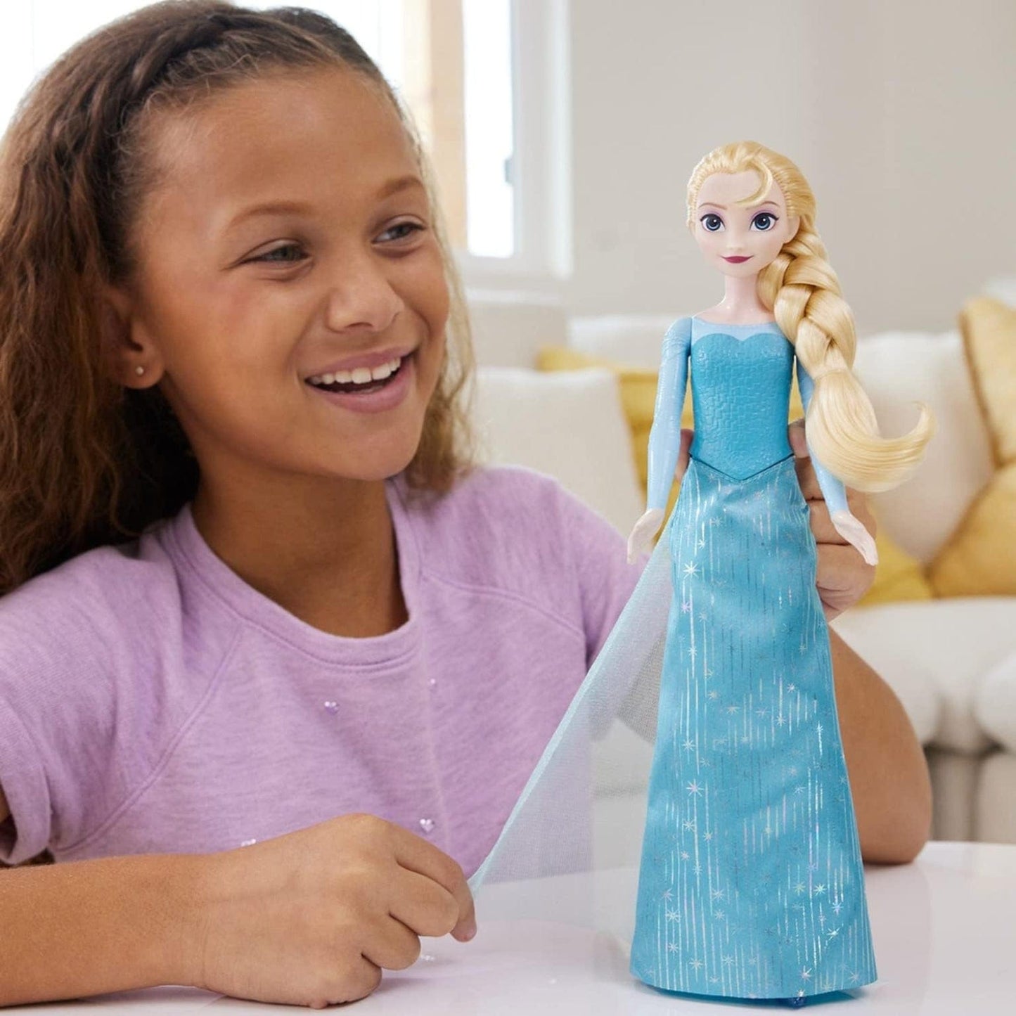 Apresentamos Boneca Frozen - Elsa com o SKU 771207524 recomendado para + 3 anos