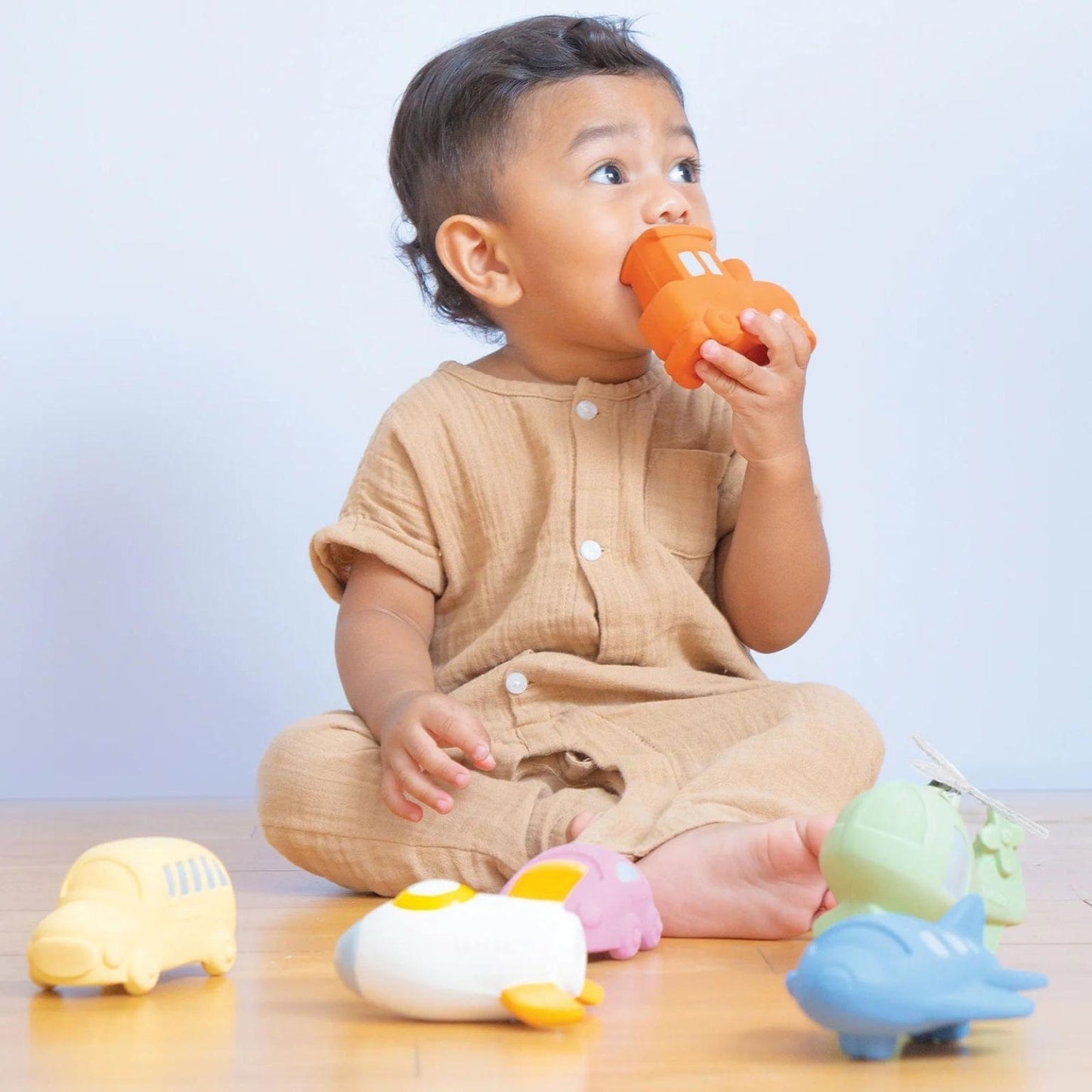 Apresentamos Mordedor Comboio com o SKU 609771124 recomendado para + 0 meses