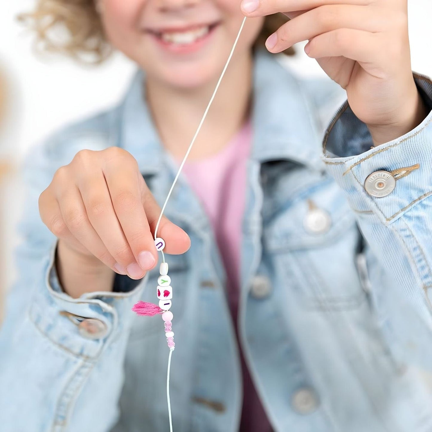 Apresentamos Conjunto de Pulseiras Letras com o SKU 392978124 recomendado para + 4 anos