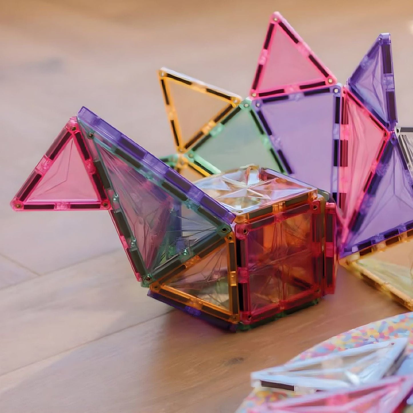 Apresentamos Conjunto Petite Pastel 36 peças com o SKU 59300924 recomendado para + 3 anos