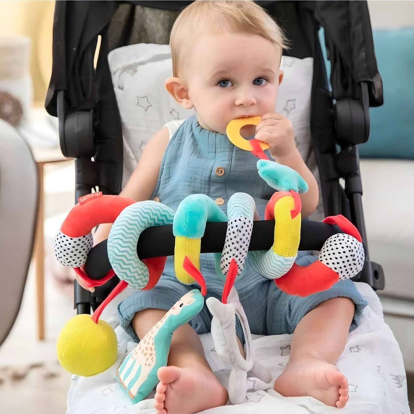 Apresentamos Espiral de atividade Girafa Sofia com o SKU 103083124 recomendado para + 3 meses