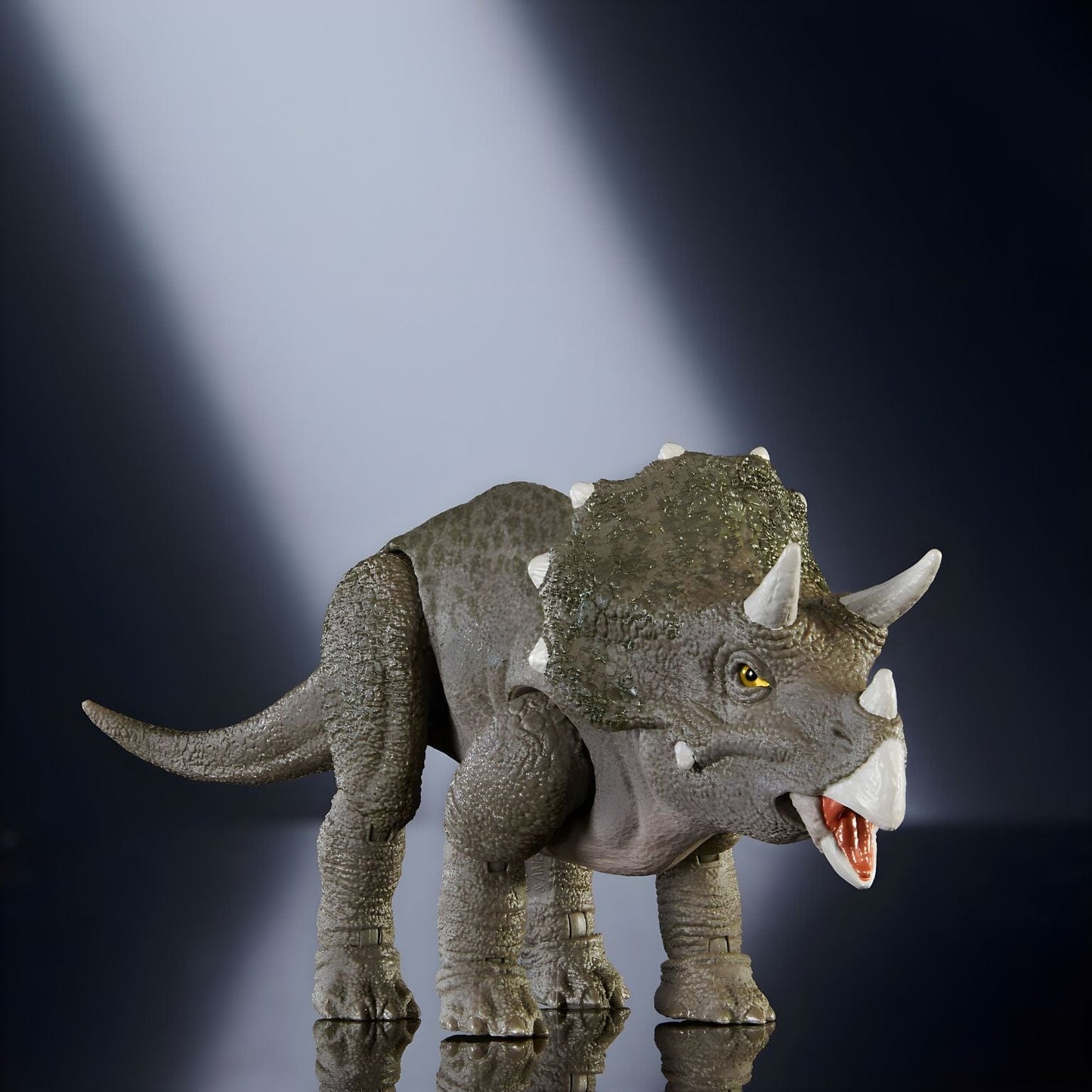 Apresentamos Jurassic World Hammond Collection - Triceratops com o SKU 238494825 recomendado para + 8 anos