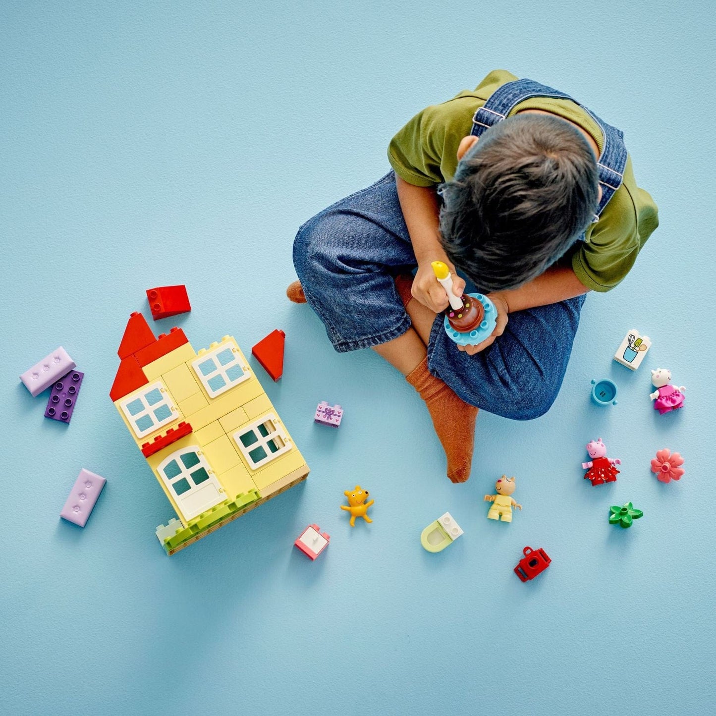 Apresentamos Lego Duplo - Casa de Aniversário da Porquinha Peppa com o SKU 661043324 recomendado para + 2 anos