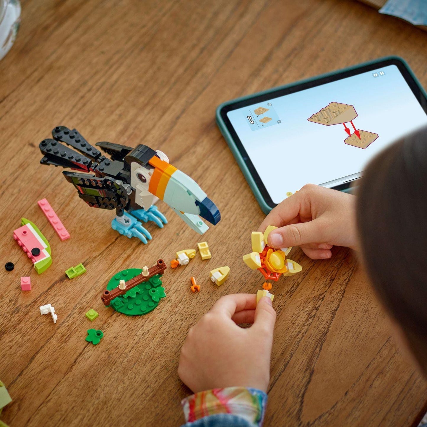 Apresentamos Lego Creator - Animais Selvagens: Tucano Tropical com o SKU 663117325 recomendado para + 7 anos