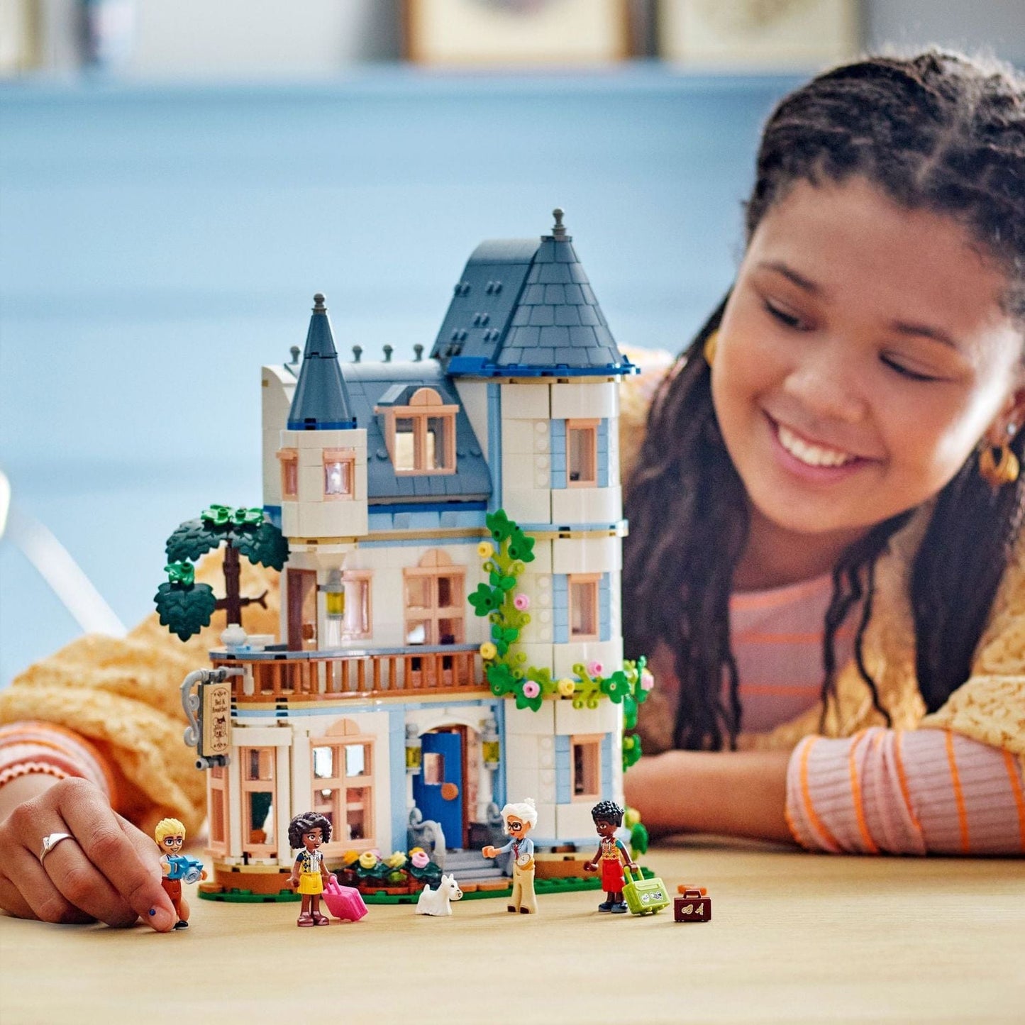 Apresentamos Lego Friends - Estadia e Pequeno-almoço no Castelo com o SKU 664263824 recomendado para + 12 anos