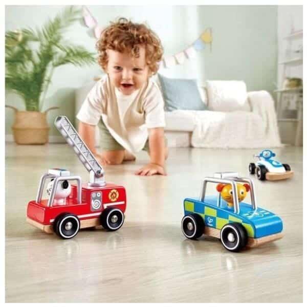 Apresentamos Carro da Polícia com o SKU 823499023 recomendado para + 3 anos