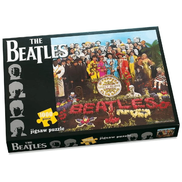 Apresentamos Puzzle 1000 peças Beatles - Lonely Hearts com o SKU 23831019 recomendado para + 12 anos
