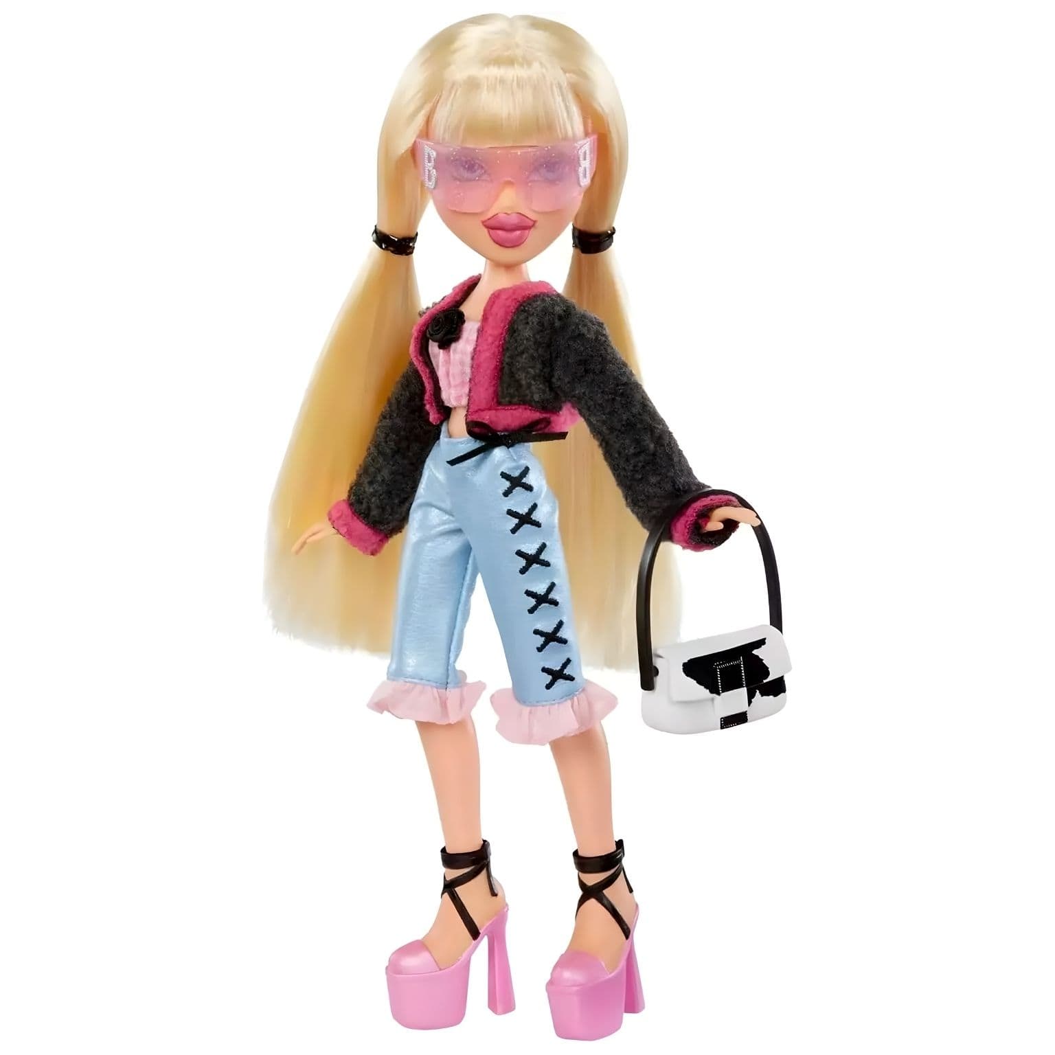 Boneca Bratz Goin Out Cloe com roupa xadrez rosa e plataformas