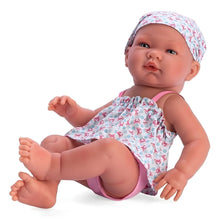 Boneca Maria com roupa de Praia ASI com vestido estampado e lenço em tons rosa