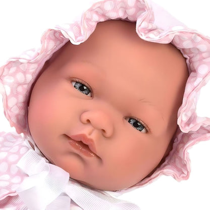 Rosto da Boneca Maria com touca rosa às bolinhas
