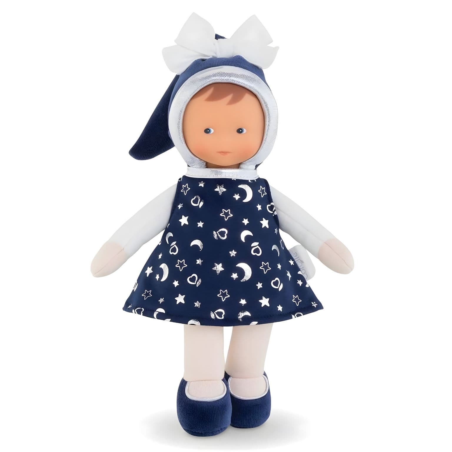 Bebé com Boneca Pano Azul com Vestido Estrelado da Corolle em ambiente de brincadeira suave