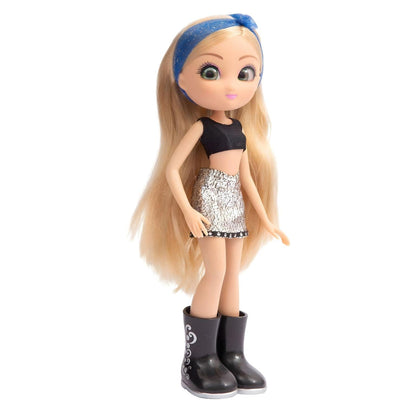 Boneca Unique Eyes Amy sem casaco com top preto e botas