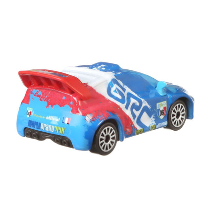 Traseira do Raoul ÇaRoule com aileron vermelho e decoração GRC, Cars Disney