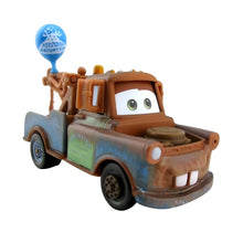 Cars Disney Mate com balão azul da Disney Pixar Cars brinquedo Mattel
