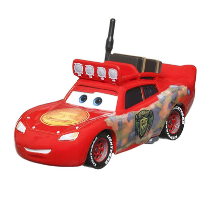 Cars Disney Relâmpago McQueen Caçador de Criptas: carro vermelho com antena, de frente