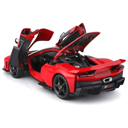 Ferrari F80 vermelho 1/18 em miniatura com portas e capô traseiro abertos