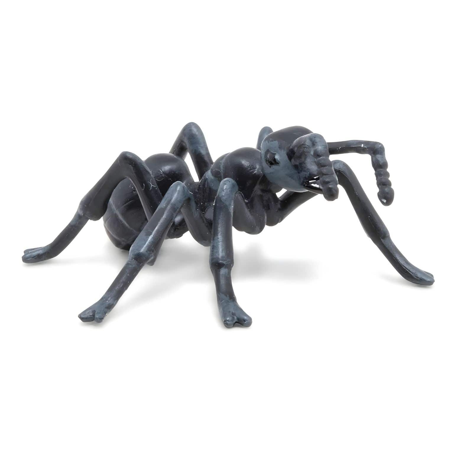 Figura de borracha formiga em detalhe