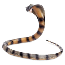 Figura de borracha Cobra com vista adicional