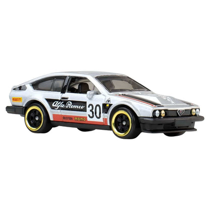 Hot Wheels Silver Series Alfa Romeo GTV6 1968 em embalagem colecionável vista adicional 1