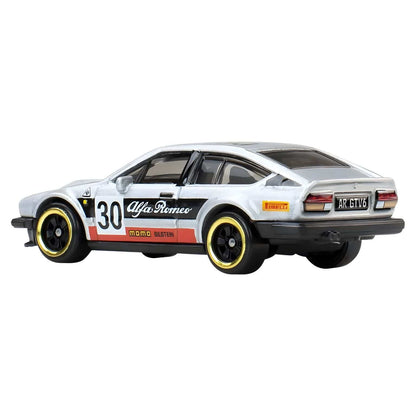Hot Wheels Silver Series Alfa Romeo GTV6 1968 em embalagem colecionável vista adicional 2