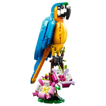 LEGO Creator Papagaio Exótico 31136 com asas e cauda móveis