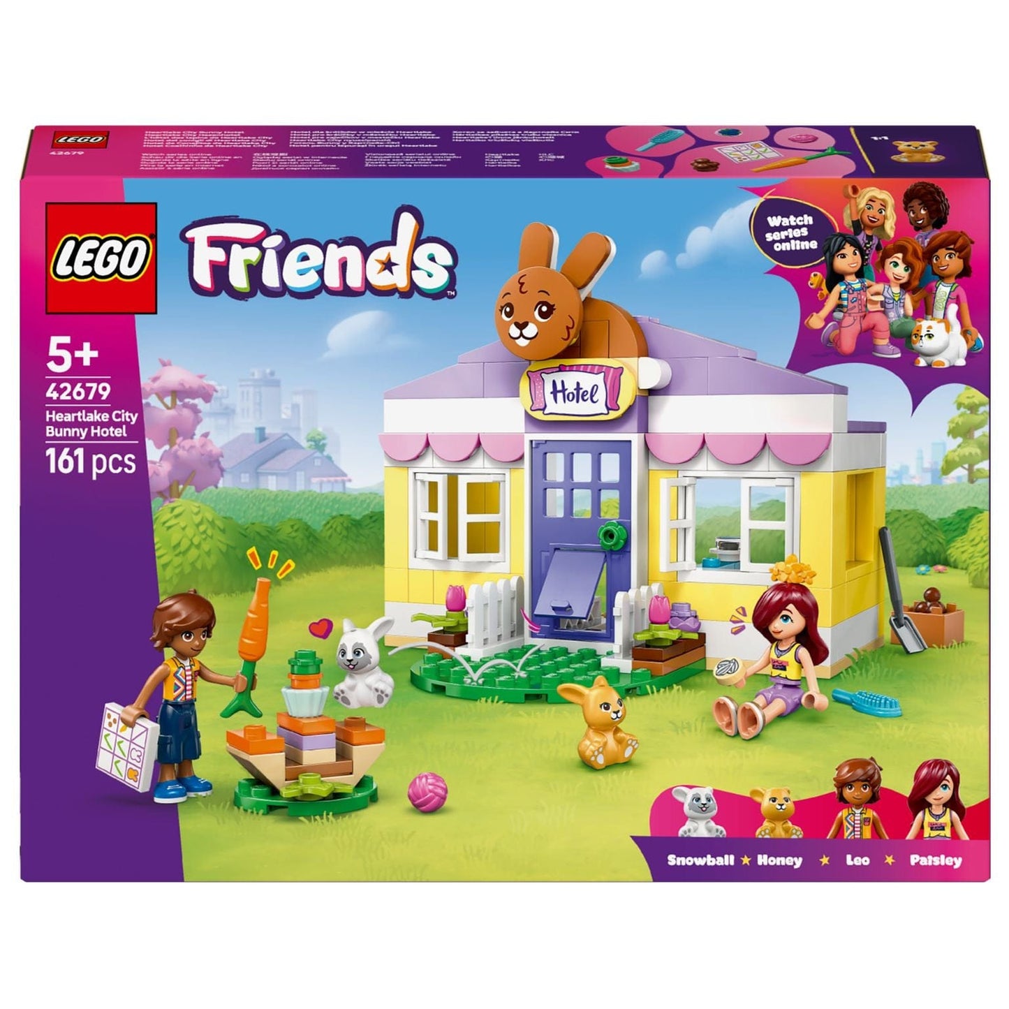 Lego Friends Hotel Coelhinho de Heartlake City com mini hotel e coelhinhos em cenário de Heartlake