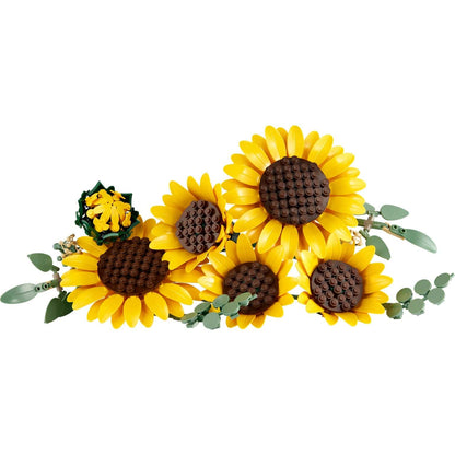 LEGO Botanicals Buquê de Girassóis montado com folhas verdes
