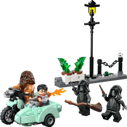 LEGO Harry Potter Fuga de Privet Drive do Hagrid e Harry com mota e sidecar, perseguidores e cenário de rua noturna
