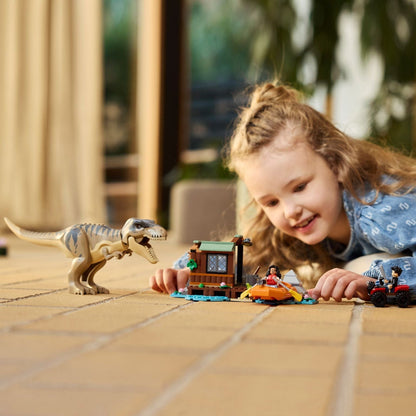 Detalhe do LEGO Jurassic World Fuga Pelo Rio do T. rex