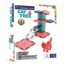 menina a brincar com conjunto Magna-Tiles Cat Tree árvore de gatos magnética colorida