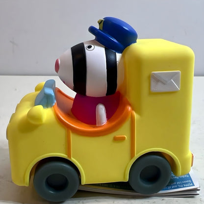 Mini veículo Daddy Zebra visto de lado em fotografia aproximada