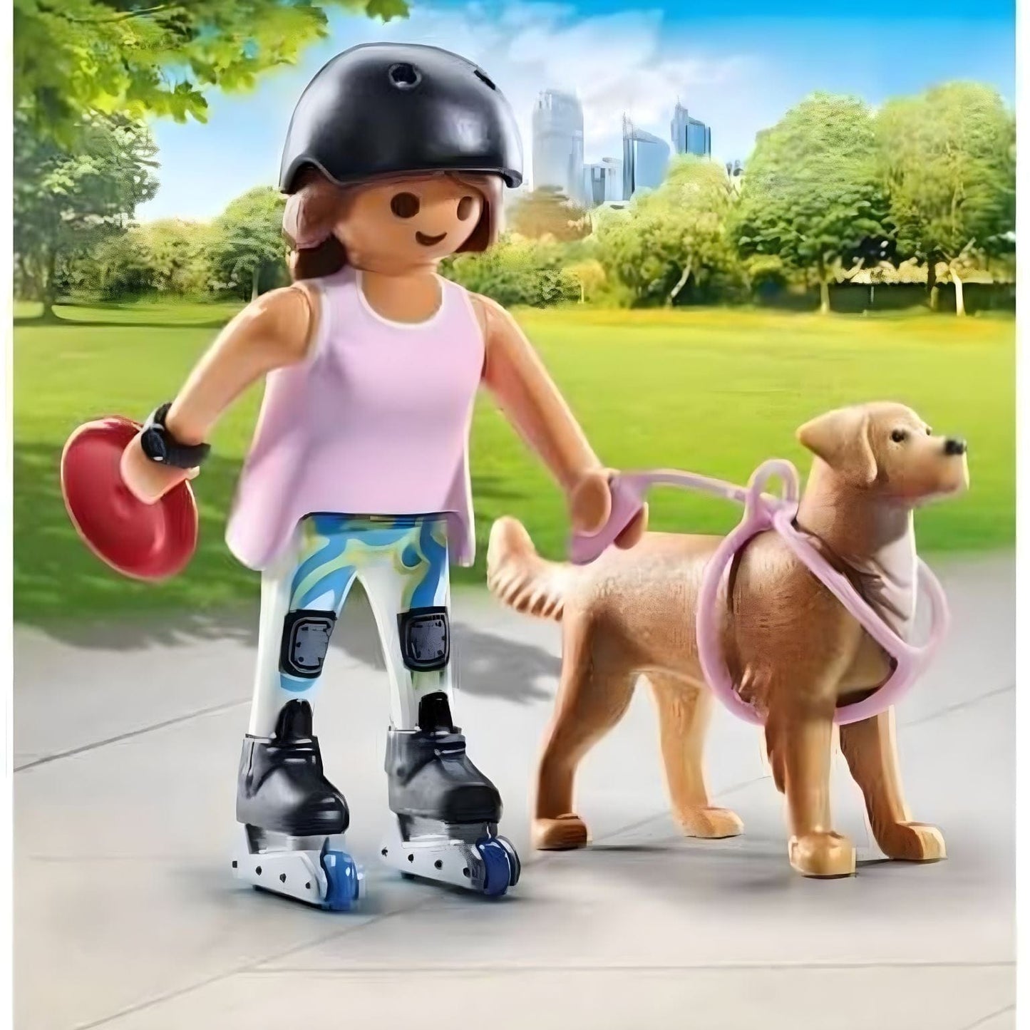 Playmobil Patinadora com Retriever com capacete, patins e disco a passear cão no parque