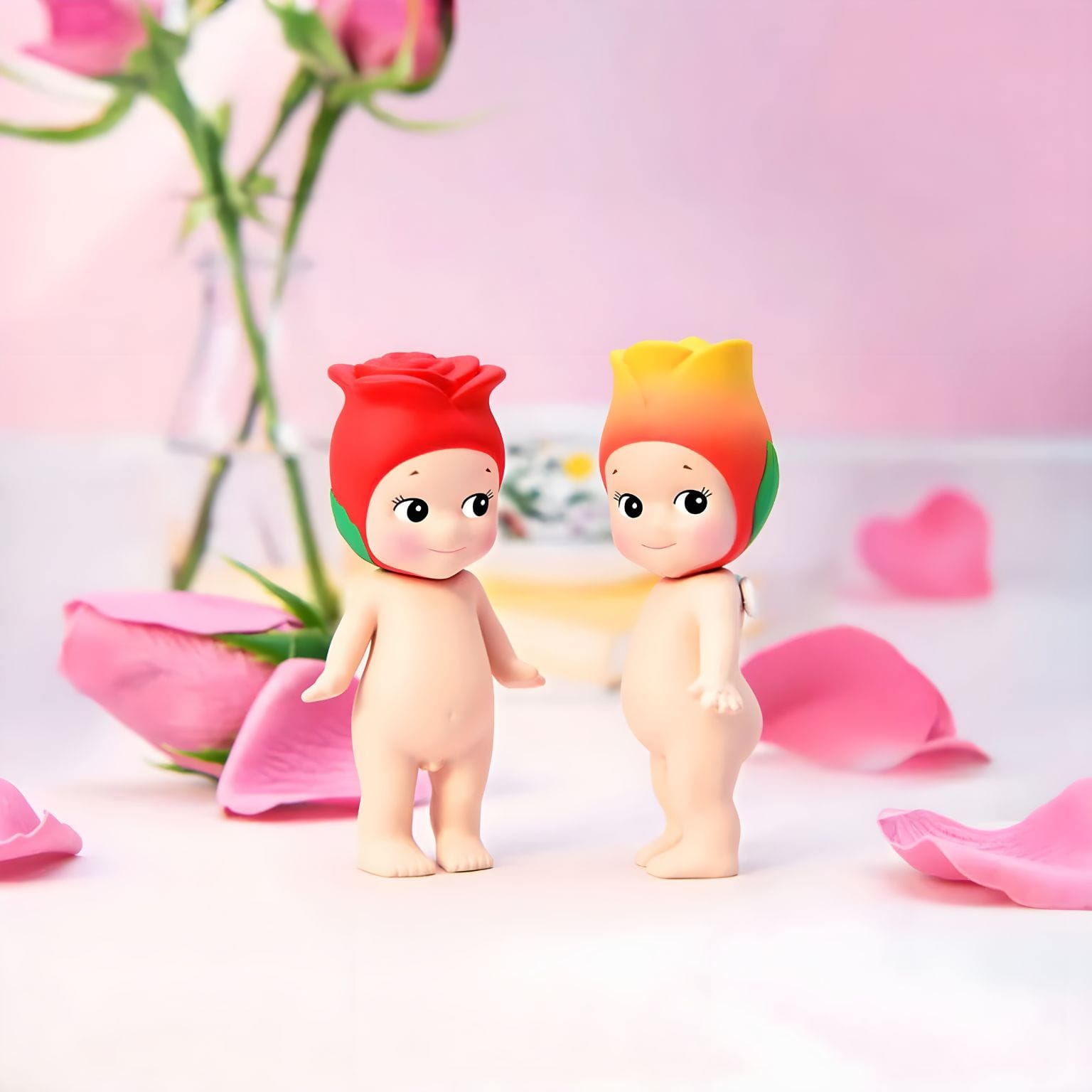 Sonny Angel série Flores com personagens florais coloridas e caixa surpresa