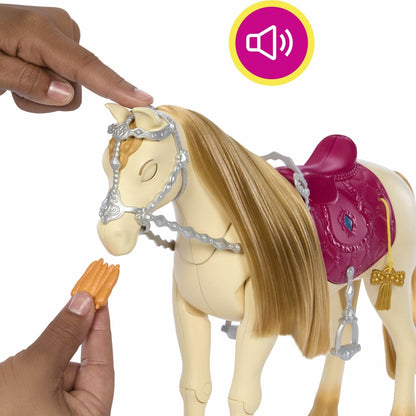 Mão a dar uma cenoura ao cavalo Barbie Mysteries, com ícone de som