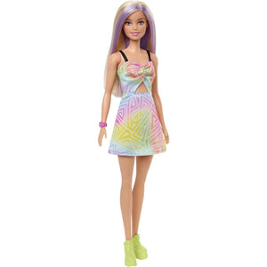 Apresentamos Barbie Fashionista Meschas Violeta com o SKU 20020223 recomendado para + 3 anos