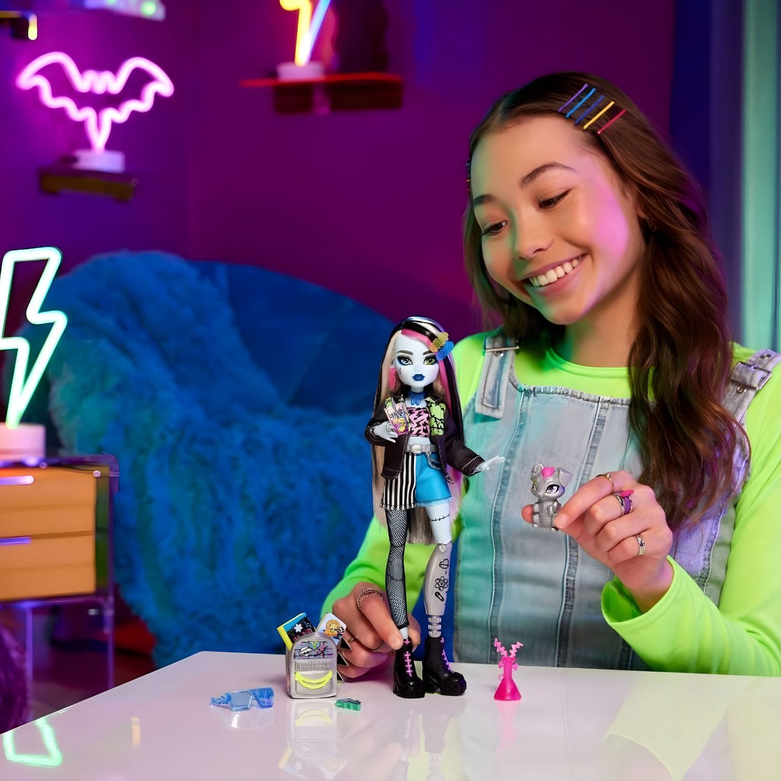 Apresentamos Monster High - Frankie Stein com o SKU 772305824 recomendado para + 4 anos
