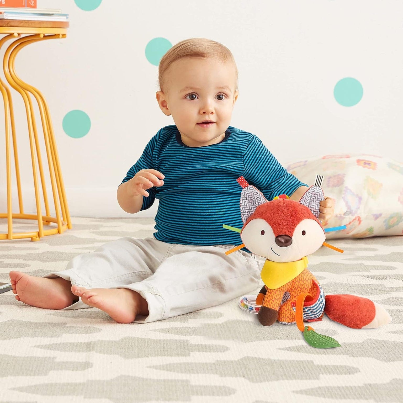 Apresentamos Peluche de actividades Raposa com o SKU 820620624 recomendado para + 0 meses