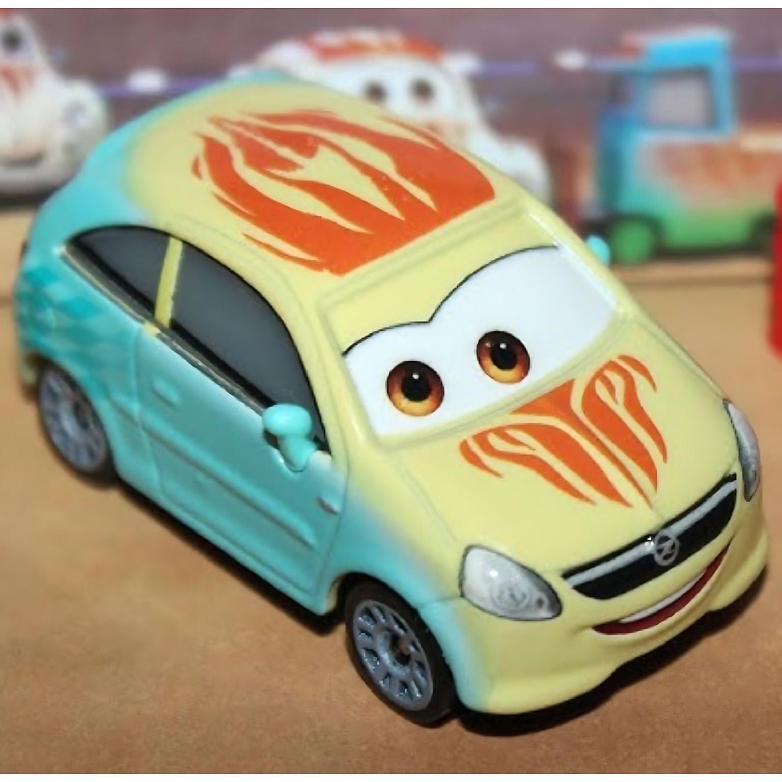 Apresentamos Cars Disney -  Van Campbell com o SKU 552003824 recomendado para + 3 anos