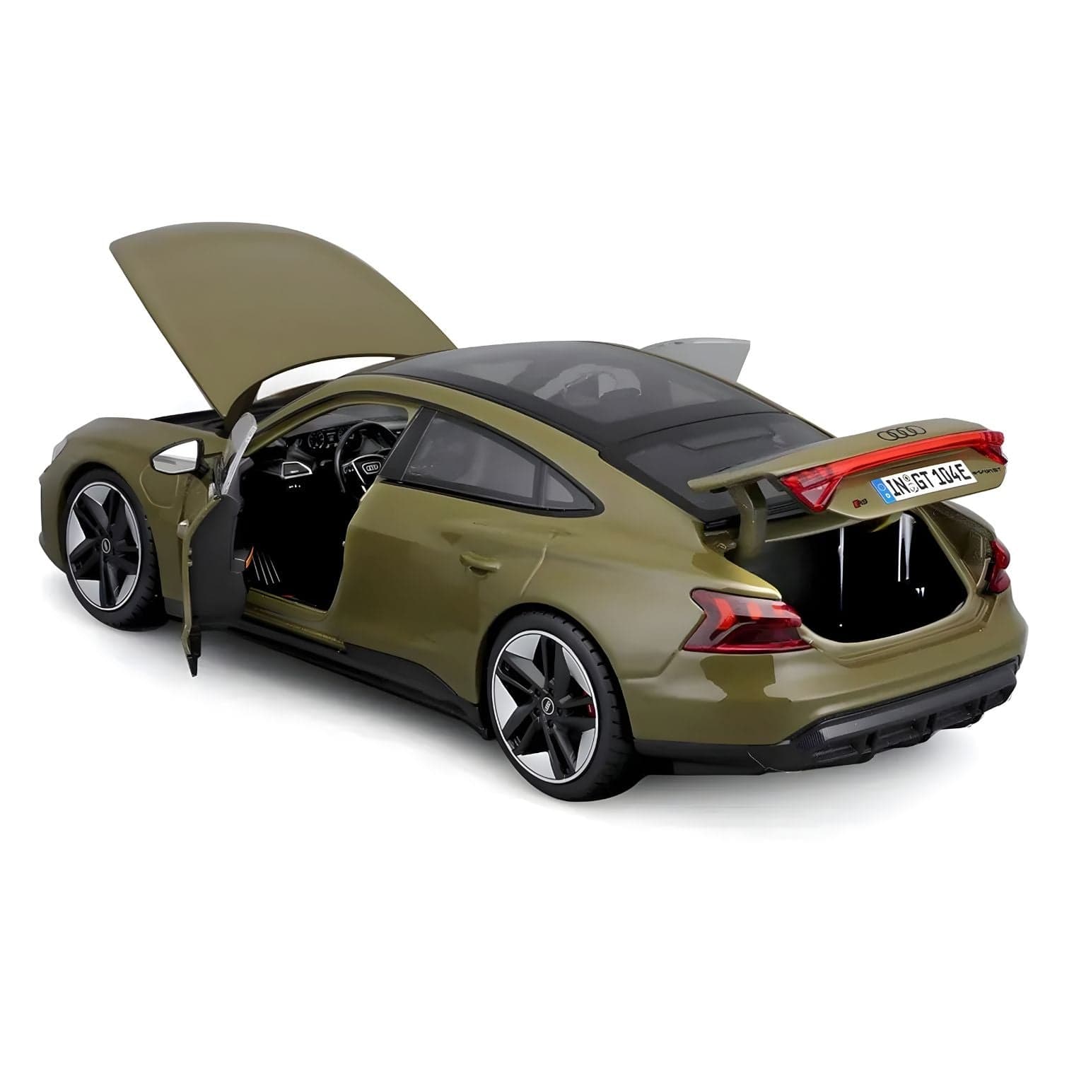Apresentamos Audi RS E-TRON GT com o SKU 131105024 recomendado para + 3 anos