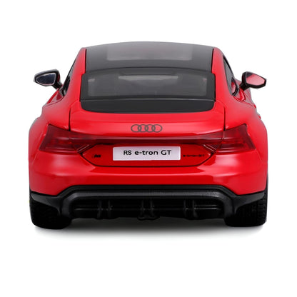 Traseira do Audi RS e-tron GT vermelho