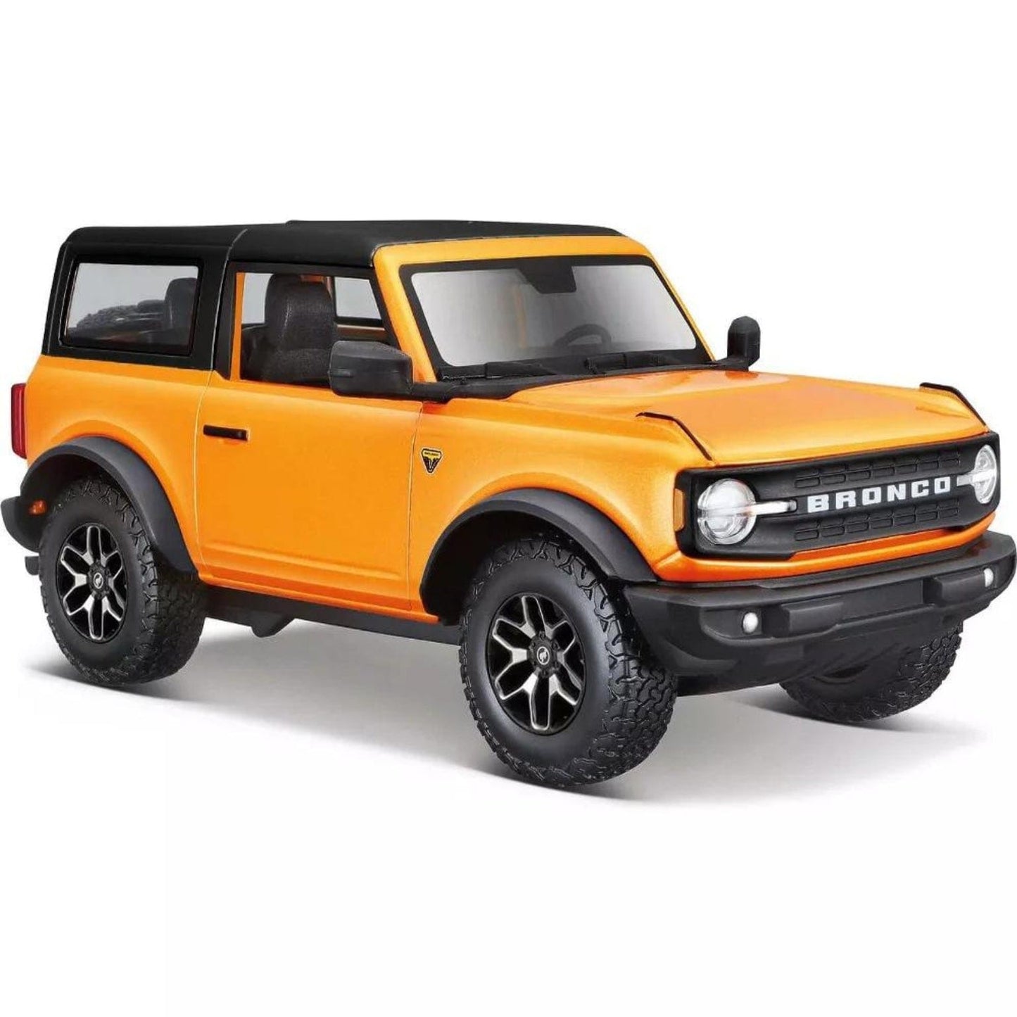 Apresentamos Ford Bronco Badlands Laranja com o SKU 681986724 recomendado para + 3 anos