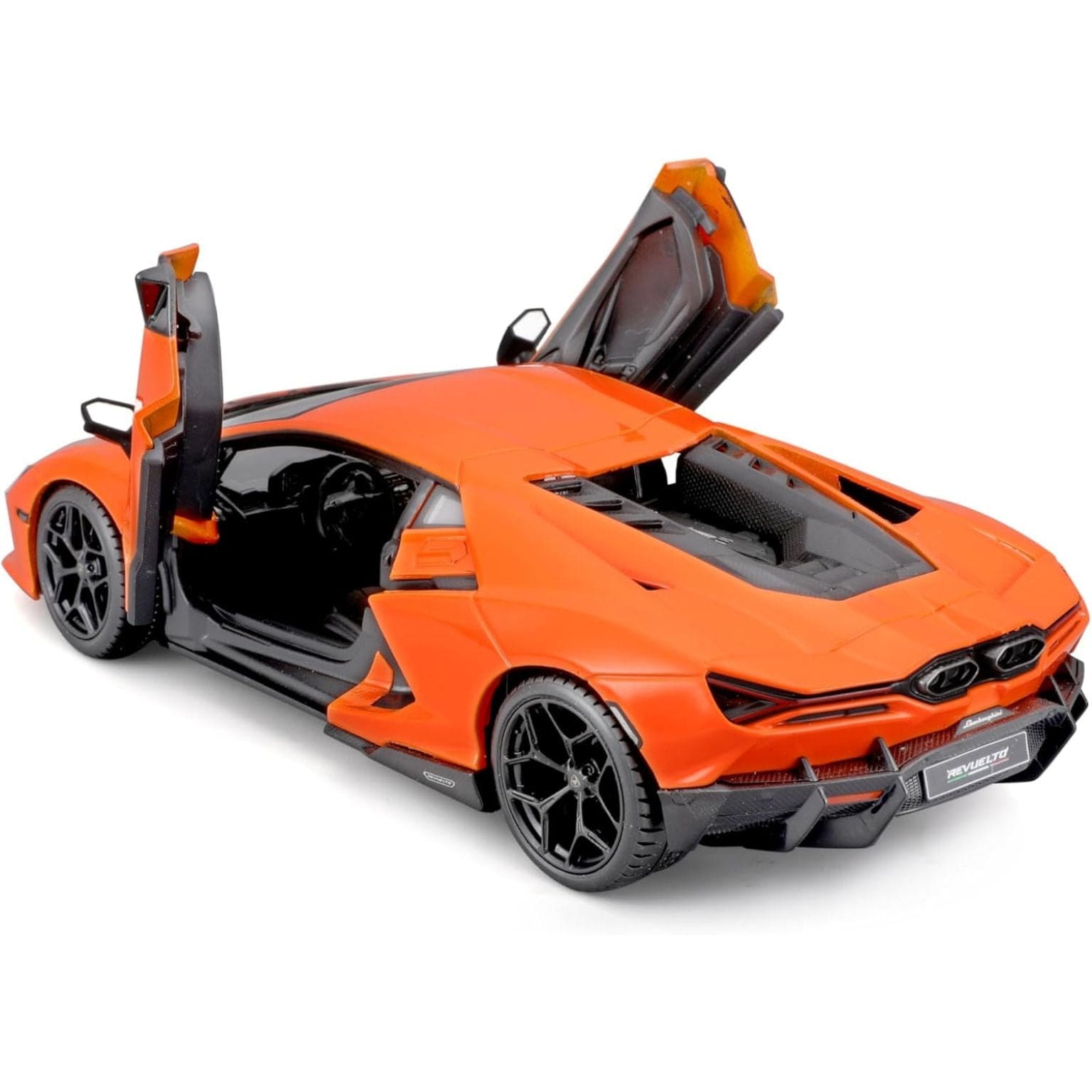 Apresentamos Lamborghini Revuelto Laranja 1/24 com o SKU 132110624 recomendado para + 3 anos