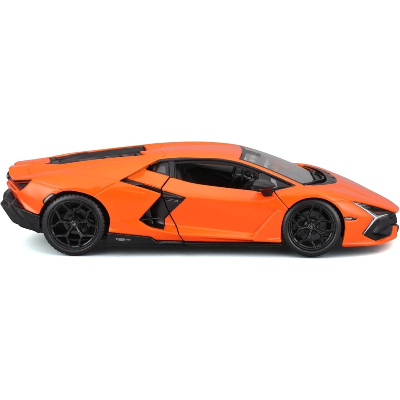 Apresentamos Lamborghini Revuelto Laranja 1/24 com o SKU 132110624 recomendado para + 3 anos