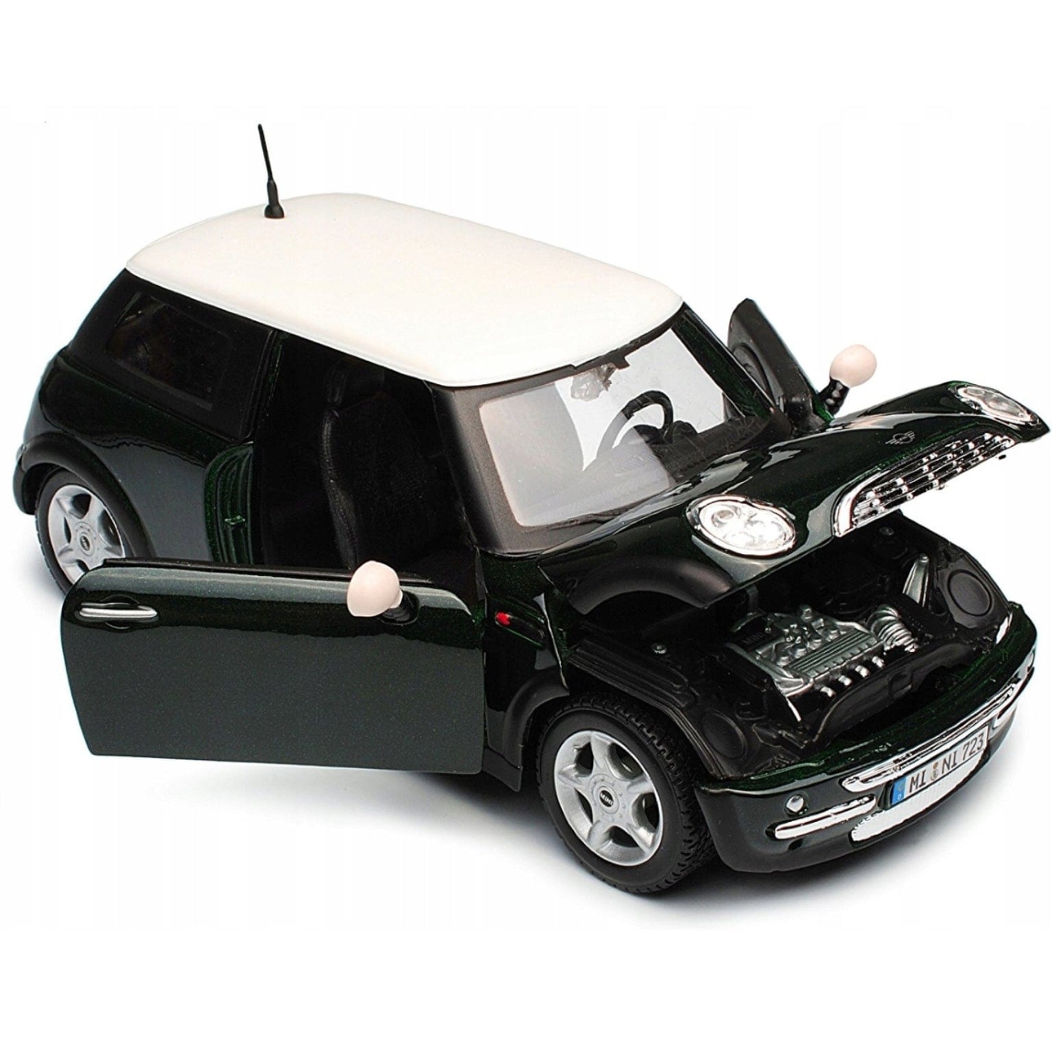 Apresentamos Mini Cooper com o SKU 683121925 recomendado para + 3 anos