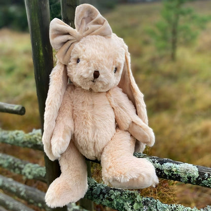 Coelho de peluche Cornelia 40 cm