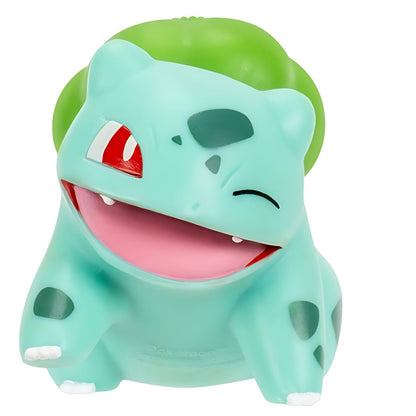 Diglett castanho com focinho rosa e Bulbasaur verde no conjunto Pokémon