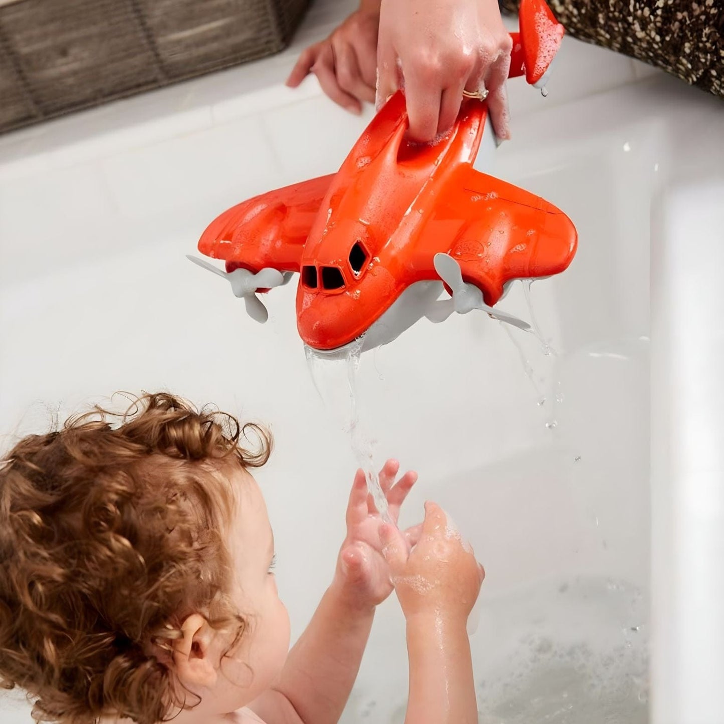 Apresentamos Hidroavião de Resgate com o SKU 120140025 recomendado para + 12 meses