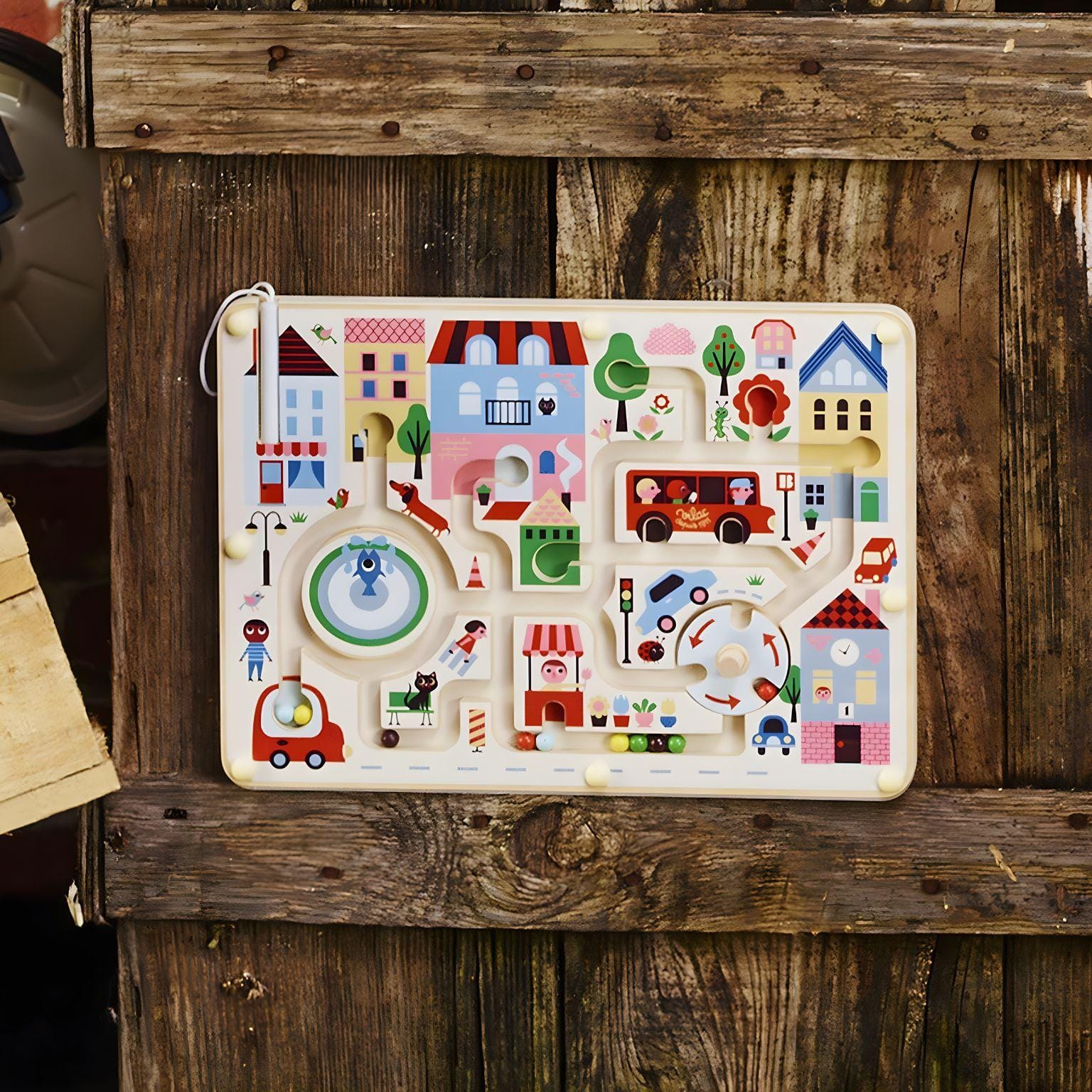 Apresentamos Labirinto Magnético em madeira - A minha Cidade com o SKU 26762825 recomendado para + 2 anos