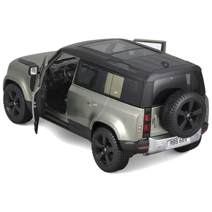 Land Rover Defender 110 verde 2022